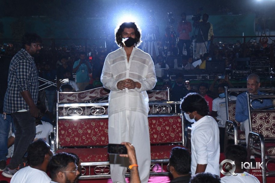 Jathi-Ratnalu-Pre-Release-Event